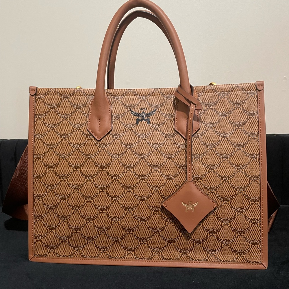MCM Lauretos Kimmel Tote Bag